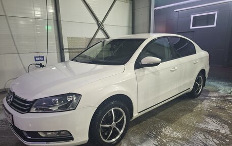 Volkswagen Passat B7, 2011 год, 900 000 рублей, 10 фотография