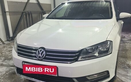 Volkswagen Passat B7, 2011 год, 900 000 рублей, 11 фотография