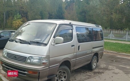 Toyota HiAce H100, 1995 год, 1 050 000 рублей, 8 фотография