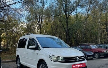 Volkswagen Caddy IV, 2015 год, 1 950 000 рублей, 2 фотография