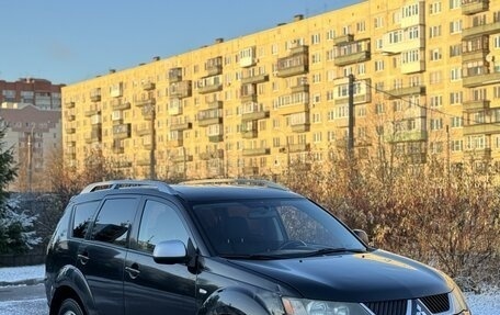 Mitsubishi Outlander III рестайлинг 3, 2007 год, 730 000 рублей, 4 фотография