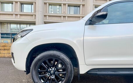 Toyota Land Cruiser Prado 150 рестайлинг 2, 2023 год, 7 600 000 рублей, 9 фотография