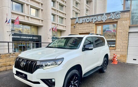 Toyota Land Cruiser Prado 150 рестайлинг 2, 2023 год, 7 600 000 рублей, 2 фотография