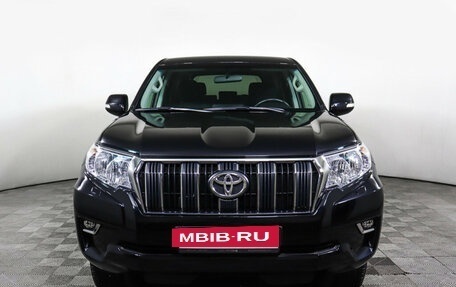 Toyota Land Cruiser Prado 150 рестайлинг 2, 2021 год, 6 498 000 рублей, 2 фотография