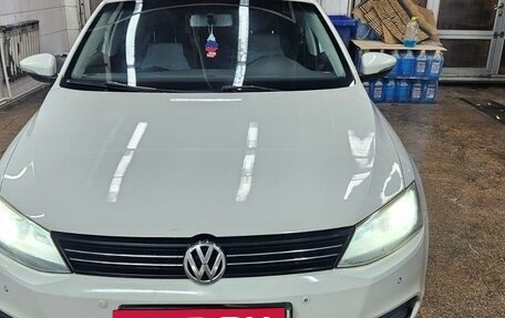 Volkswagen Jetta VI, 2012 год, 950 000 рублей, 4 фотография