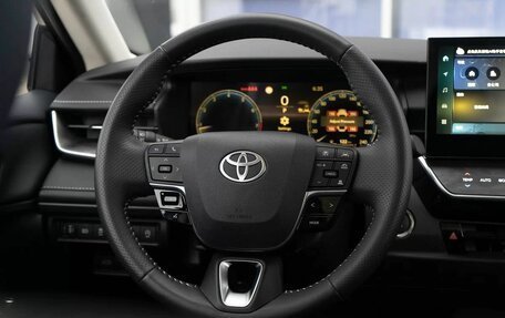 Toyota Camry, 2024 год, 4 900 000 рублей, 17 фотография