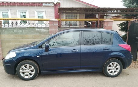 Nissan Tiida, 2011 год, 920 000 рублей, 2 фотография