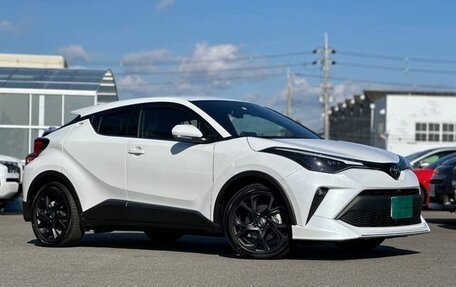 Toyota C-HR I рестайлинг, 2021 год, 1 585 000 рублей, 4 фотография