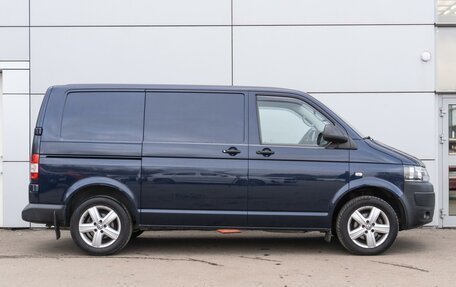 Volkswagen Transporter T5 рестайлинг, 2013 год, 2 799 000 рублей, 5 фотография