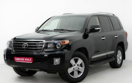 Toyota Land Cruiser 200, 2015 год, 4 890 000 рублей, 1 фотография