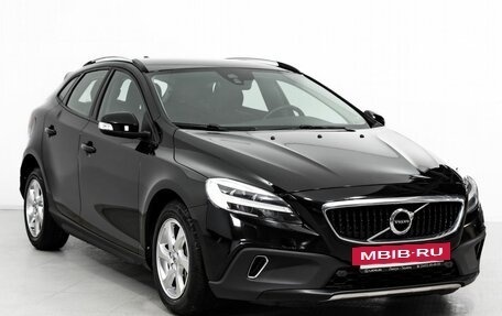 Volvo V40 Cross Country I, 2017 год, 1 735 000 рублей, 3 фотография