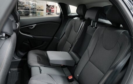 Volvo V40 Cross Country I, 2017 год, 1 735 000 рублей, 16 фотография