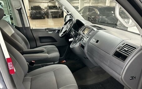 Volkswagen Multivan T5, 2010 год, 2 180 000 рублей, 16 фотография