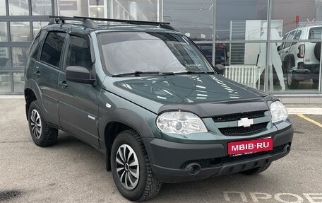 Chevrolet Niva I рестайлинг, 2015 год, 690 000 рублей, 1 фотография