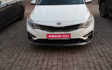 KIA Optima IV, 2018 год, 1 500 000 рублей, 2 фотография