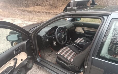 Volkswagen Golf IV, 2000 год, 999 999 рублей, 16 фотография