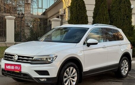 Volkswagen Tiguan II, 2017 год, 2 740 000 рублей, 1 фотография