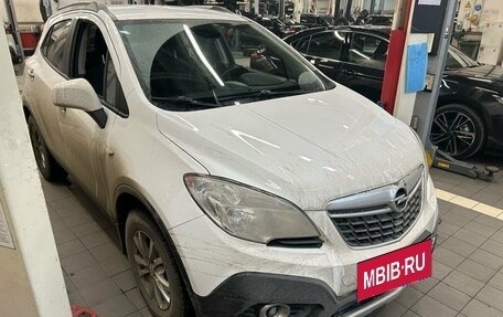 Opel Mokka I, 2014 год, 1 097 000 рублей, 2 фотография