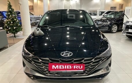 Hyundai Elantra, 2021 год, 1 930 000 рублей, 2 фотография