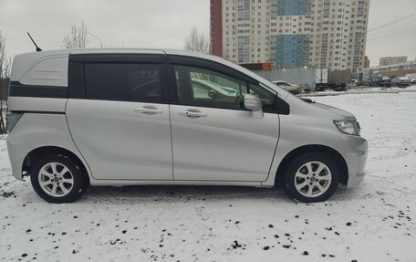 Honda Freed I, 2014 год, 1 340 000 рублей, 3 фотография