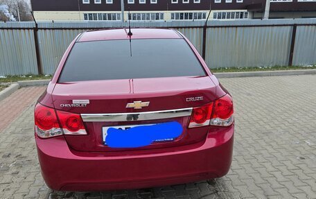 Chevrolet Cruze II, 2011 год, 950 000 рублей, 4 фотография