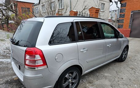 Opel Zafira B, 2008 год, 795 000 рублей, 3 фотография