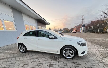 Mercedes-Benz A-Класс, 2014 год, 1 590 000 рублей, 3 фотография