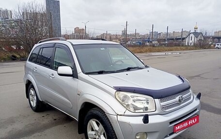 Toyota RAV4, 2005 год, 800 000 рублей, 1 фотография