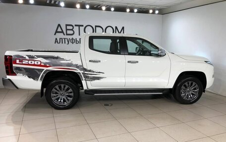 Mitsubishi L200, 2024 год, 6 300 000 рублей, 5 фотография