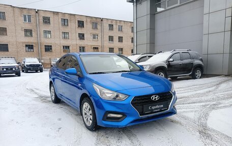 Hyundai Solaris II рестайлинг, 2018 год, 1 370 000 рублей, 7 фотография