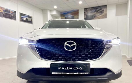 Mazda CX-5 II, 2024 год, 4 370 000 рублей, 2 фотография