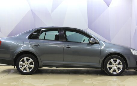 Volkswagen Jetta VI, 2010 год, 697 800 рублей, 7 фотография