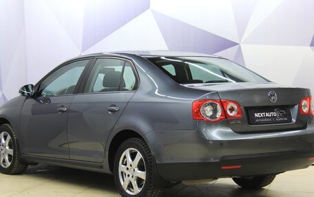 Volkswagen Jetta VI, 2010 год, 697 800 рублей, 3 фотография