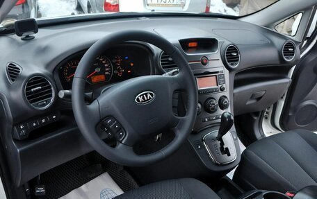 KIA Carens III (RP), 2011 год, 850 000 рублей, 10 фотография