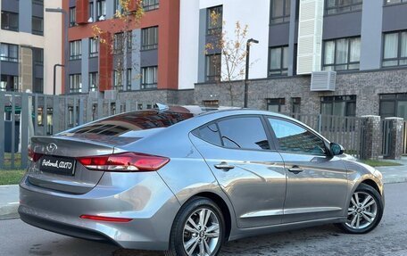 Hyundai Elantra VI рестайлинг, 2017 год, 1 330 000 рублей, 4 фотография