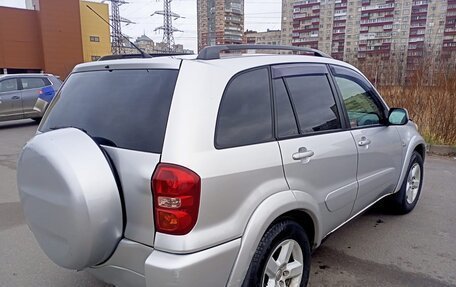 Toyota RAV4, 2005 год, 800 000 рублей, 3 фотография