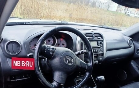 Toyota RAV4, 2005 год, 800 000 рублей, 7 фотография