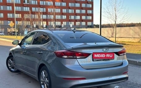 Hyundai Elantra VI рестайлинг, 2017 год, 1 330 000 рублей, 3 фотография