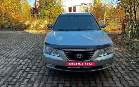 Hyundai Sonata VI, 2009 год, 900 000 рублей, 4 фотография