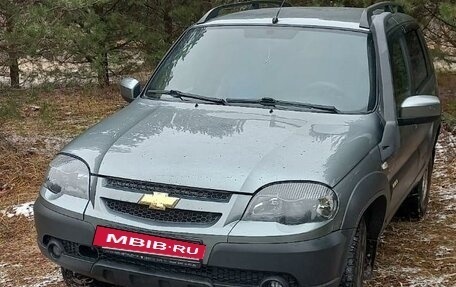 Chevrolet Niva I рестайлинг, 2017 год, 900 000 рублей, 2 фотография