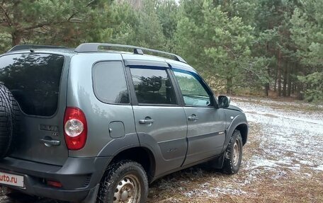 Chevrolet Niva I рестайлинг, 2017 год, 900 000 рублей, 8 фотография