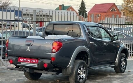 Mitsubishi L200 IV рестайлинг, 2007 год, 1 330 000 рублей, 4 фотография