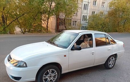 Daewoo Nexia I рестайлинг, 2009 год, 350 000 рублей, 4 фотография