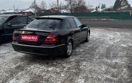 Mercedes-Benz E-Класс, 2005 год, 1 099 000 рублей, 3 фотография