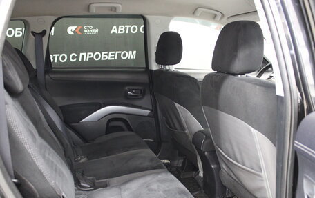 Mitsubishi Outlander III рестайлинг 3, 2010 год, 1 409 000 рублей, 14 фотография