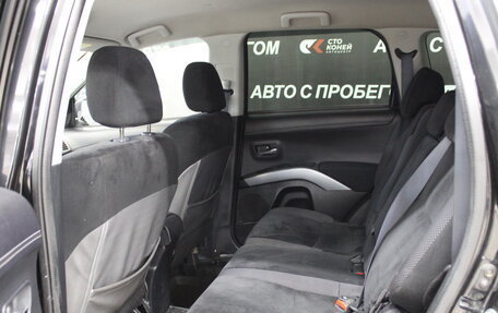 Mitsubishi Outlander III рестайлинг 3, 2010 год, 1 409 000 рублей, 15 фотография