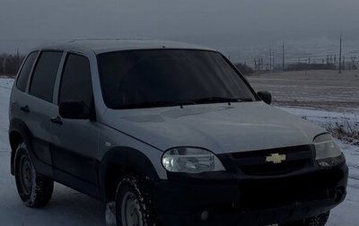 Chevrolet Niva I рестайлинг, 2004 год, 320 000 рублей, 1 фотография