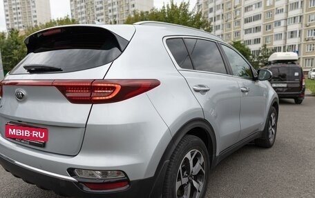 KIA Sportage IV рестайлинг, 2020 год, 2 950 000 рублей, 3 фотография