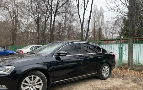 Volkswagen Passat B7, 2013 год, 1 650 000 рублей, 2 фотография