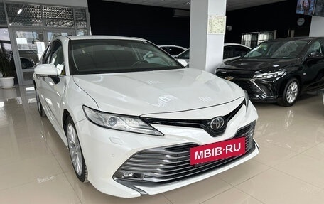 Toyota Camry, 2019 год, 3 100 000 рублей, 3 фотография